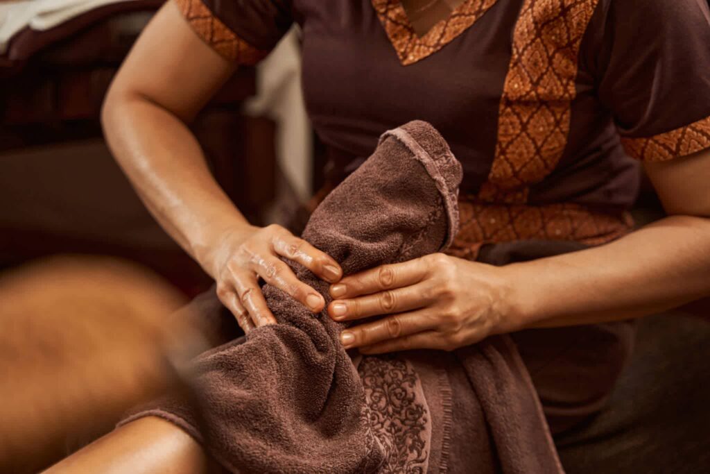 Relaxing Thai reflexology for stress relief
